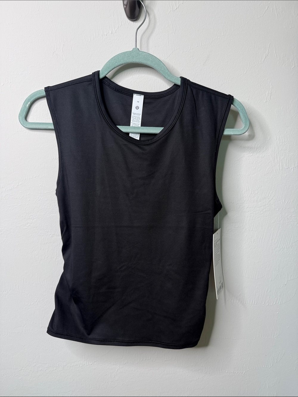 Lululemon All It Takes Back-Twist Tank *Silky